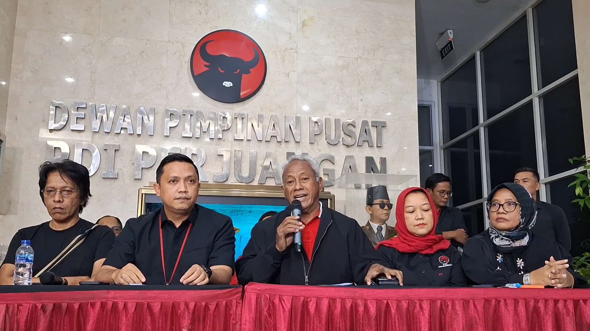 Soal Putusan MK, PDIP: Gibran Mundur Lebih Baik, Jika Tidak DPR akan Bertindak