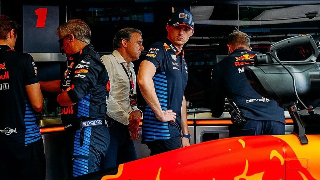 Ban Max Verstappen Terbakar, Masalah Teknis Pertama Red Bull Sejak Melbourne 2022