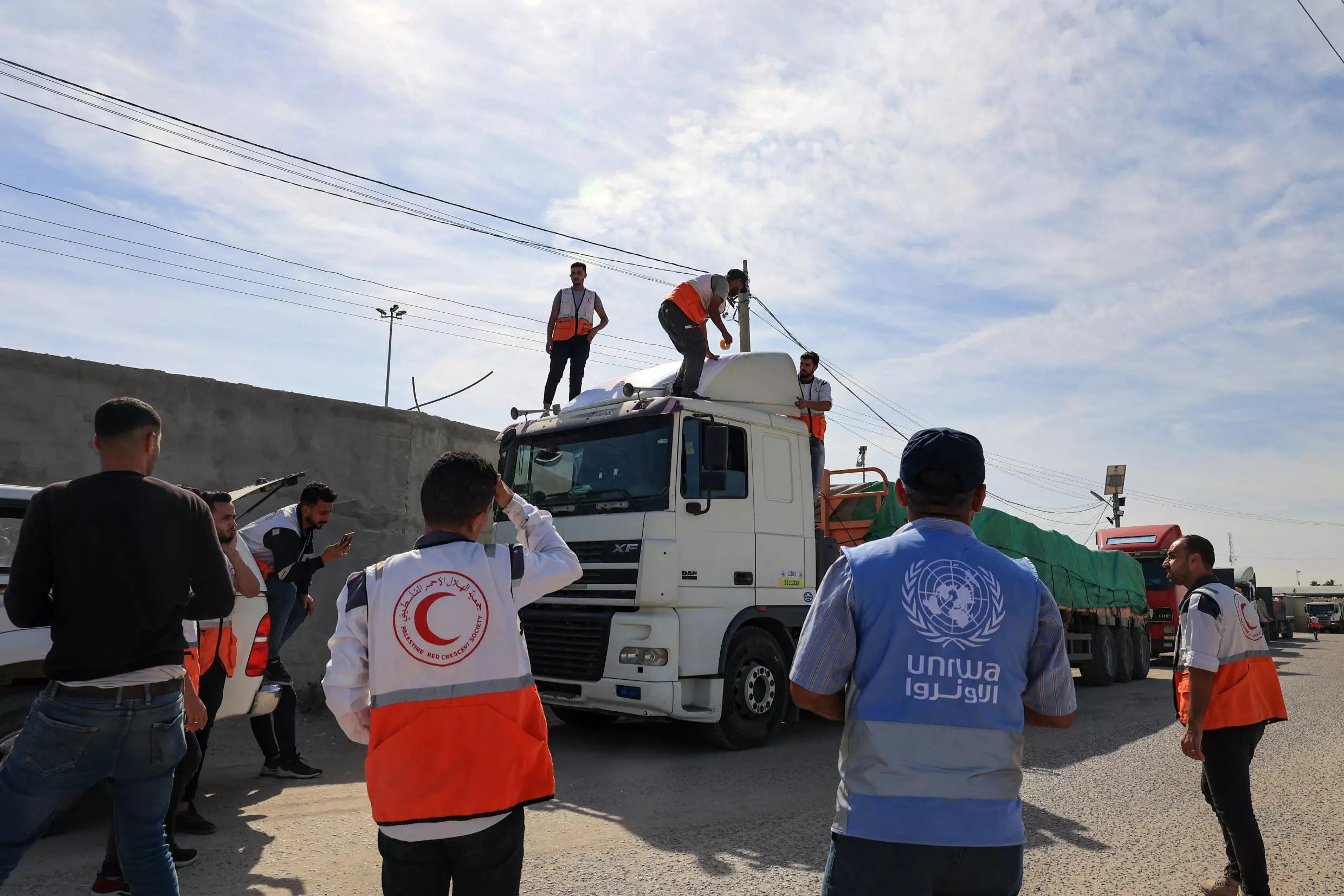 Akses Perbatasan Rafah Akhirnya Dibuka, Sebagian Kecil Bantuan Kemanusiaan Mengalir ke Palestina 