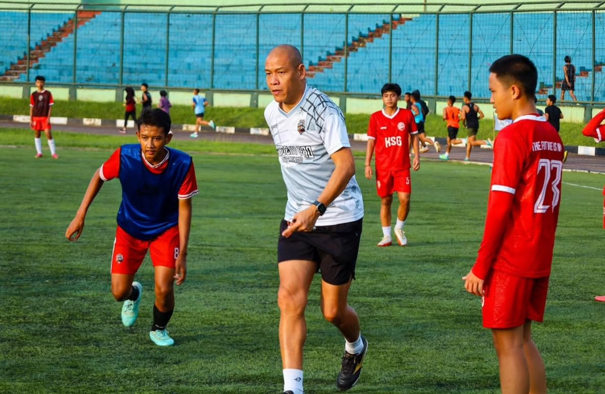 Generasi Baru Dibentuk: Nova Arianto Hajar Seleksi Awal Timnas U-20, Bintang Muda Utrecht Bikin Kesengsem