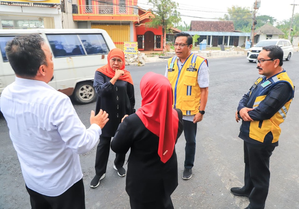 Tinjau Pelebaran Jalan Sugihwaras Magetan, Gubernur Khofifah Dorong Konektivitas dan Pertumbuhan Ekonomi Mataraman