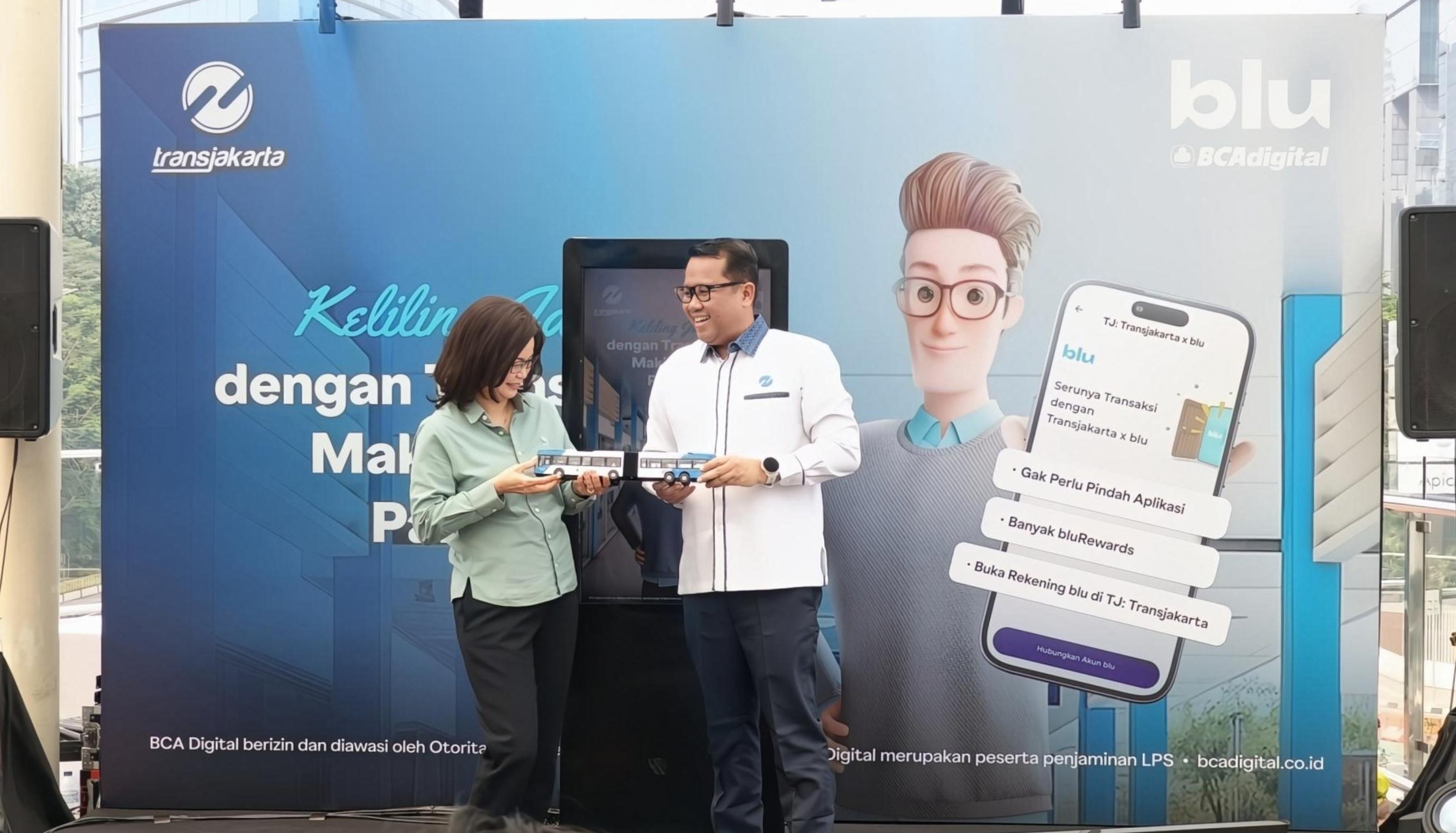 Asyik! Naik Transjakarta Kini Bisa Bayar dengan Blu, Naik Transportasi Umum Makin Seamless