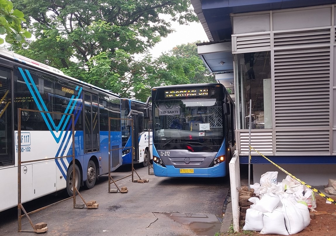 Layanan Bus Transjakarta di Bandara Soetta Segera Simulasi