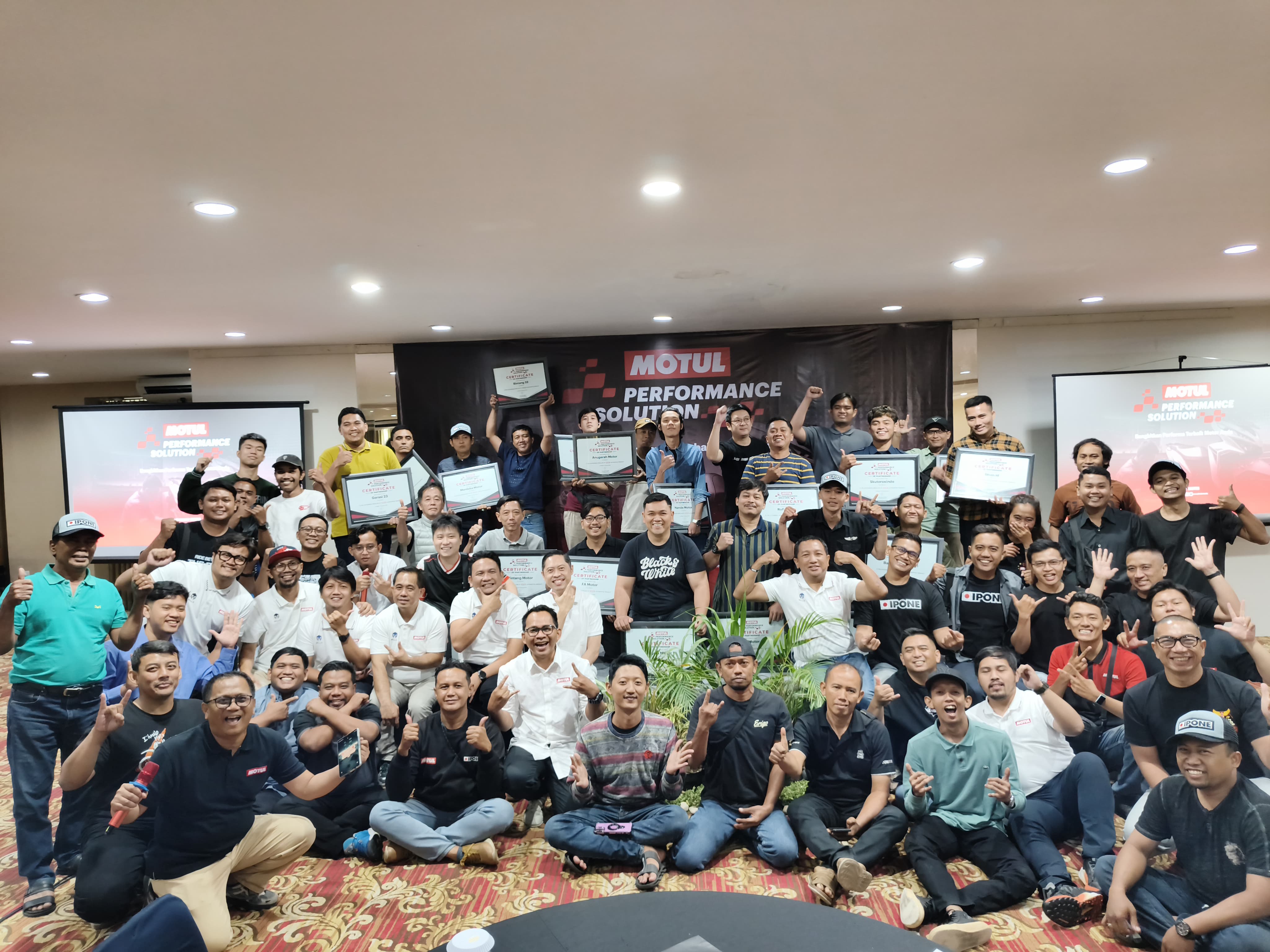 Perkuat Skill Servis Motor, 20 Bengkel Ambil Bagian di Motul Performance Solution Surabaya