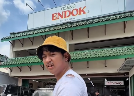 CEO Oseng Endok Terjun ke Lokasi Kebakaran Cabang Margonda Depok, Ungkap Situasi Terkini