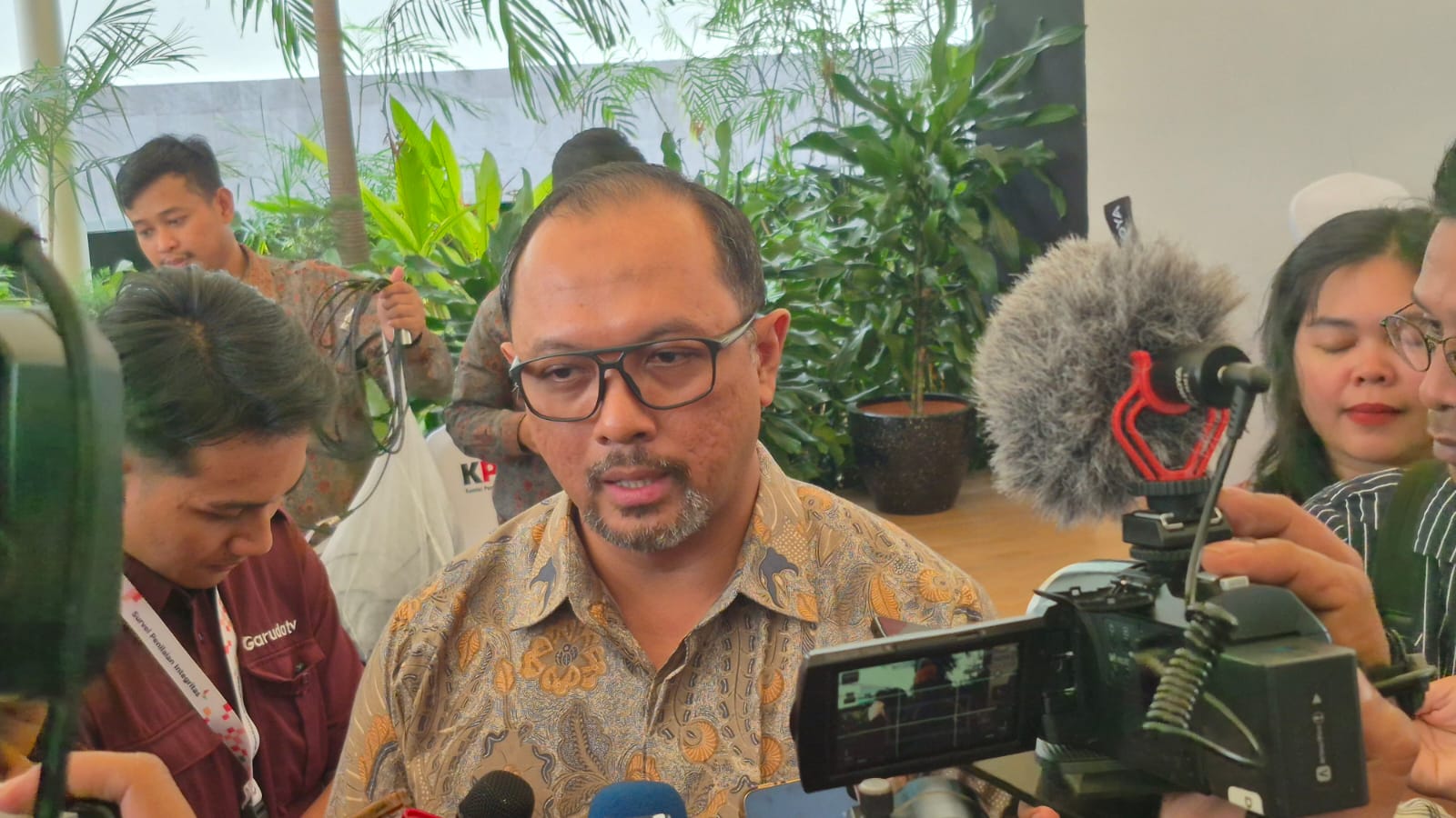 Paulus Tannos Sudah Ditangkap, KPK Pastikan Harun Masiku Terus Dicari