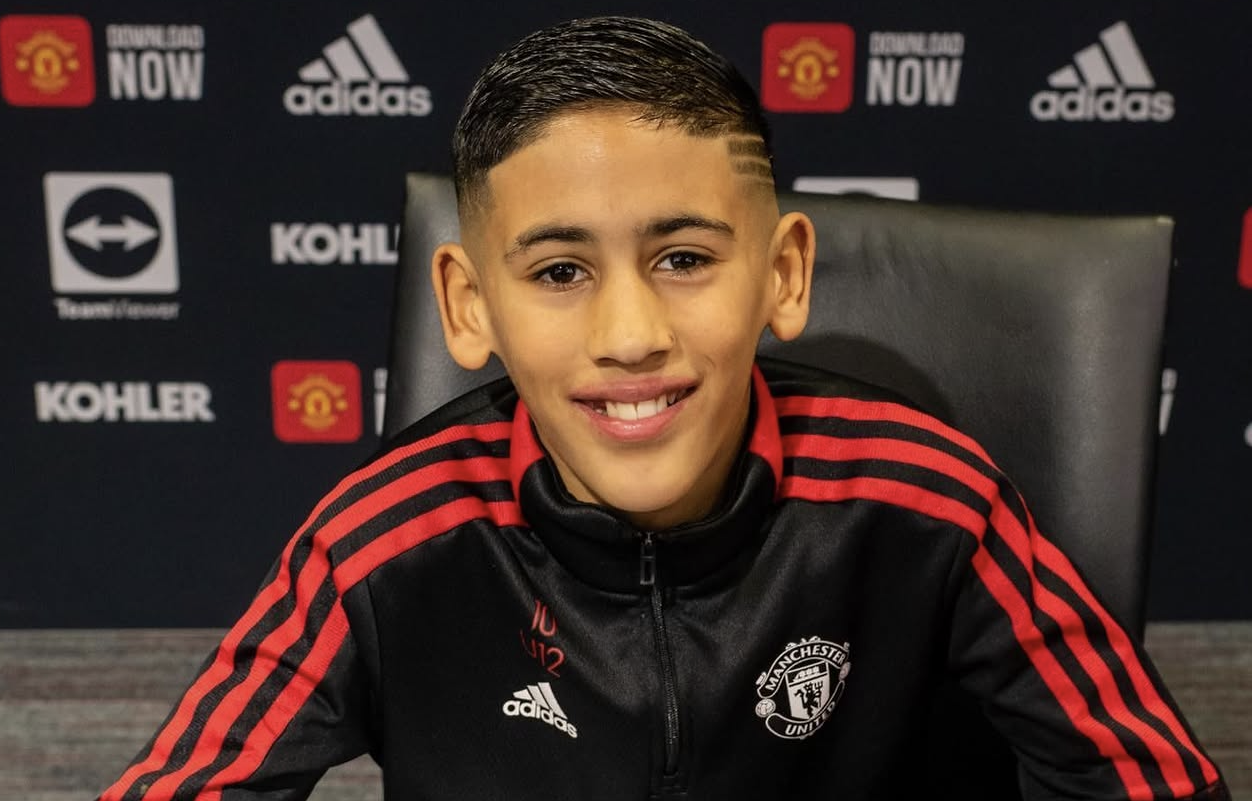 Manchester United Gagalkan Man City Rekrut Wonderkid JJ Gabriel