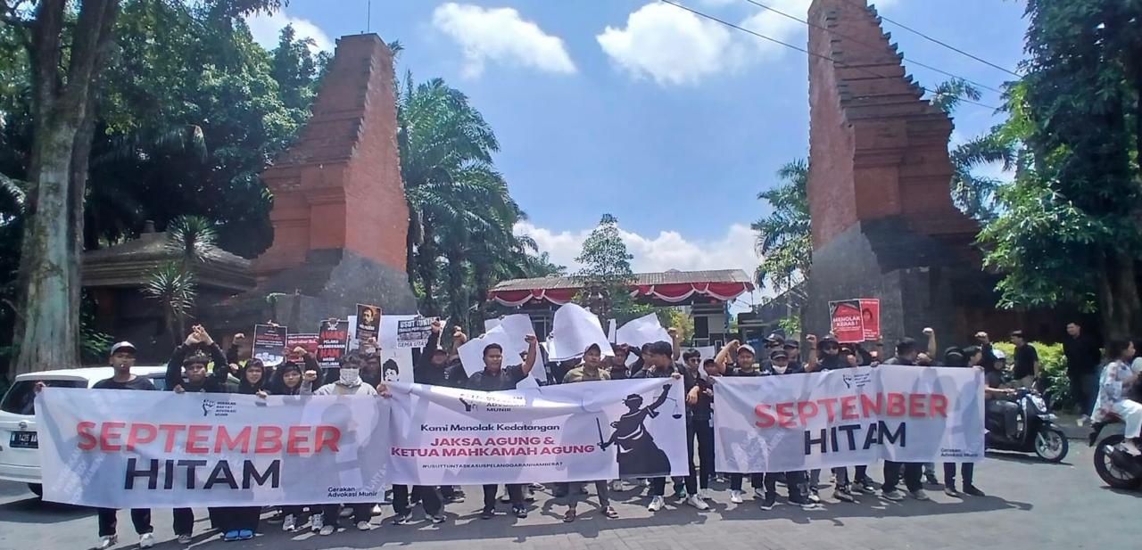 Heboh! Lanjutkan Perjuangan Munir, Aliansi Mahasiswa Brawijaya Malang Tolak Kedatangan Jaksa Agung di UB