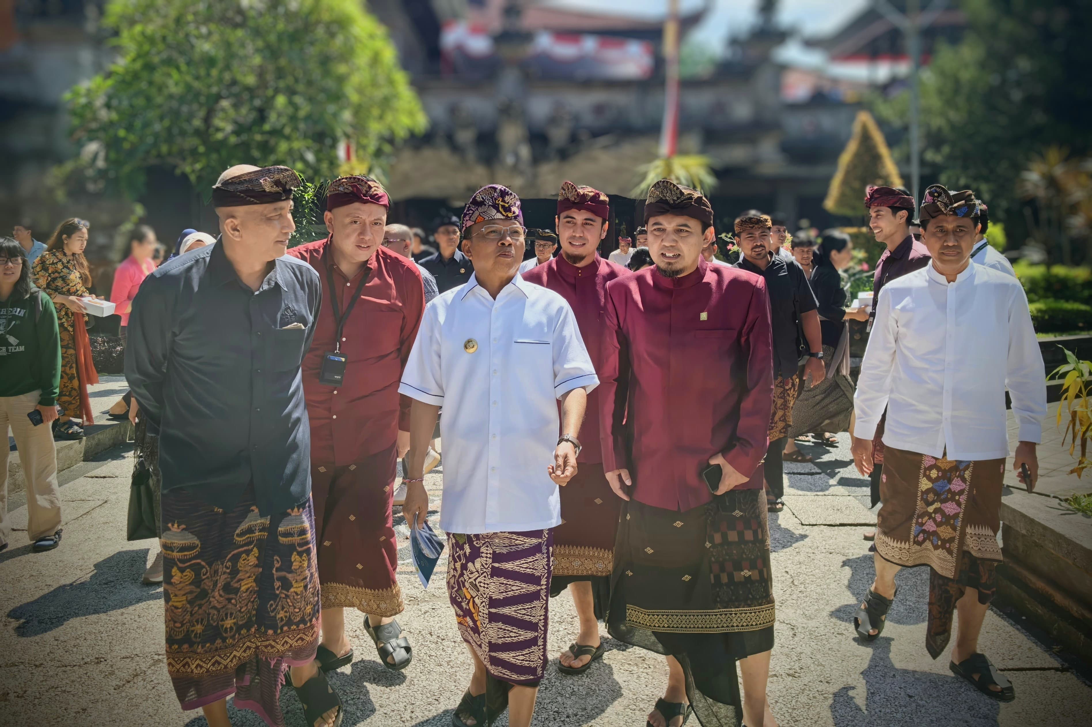 PLN Icon Plus Bersama Gubernur Bali Genjot Energi Baru Terbarukan dan Digitalisasi Daerah