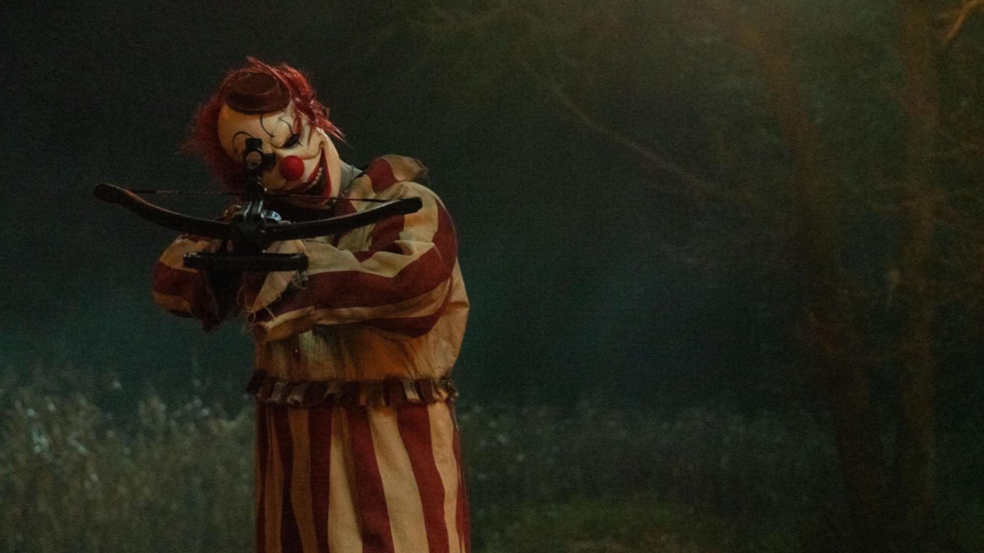 Sinopsis Film Clown in a Cornfield, Horor Baru dengan Sentuhan Klasik dan Sosial Kontemporer