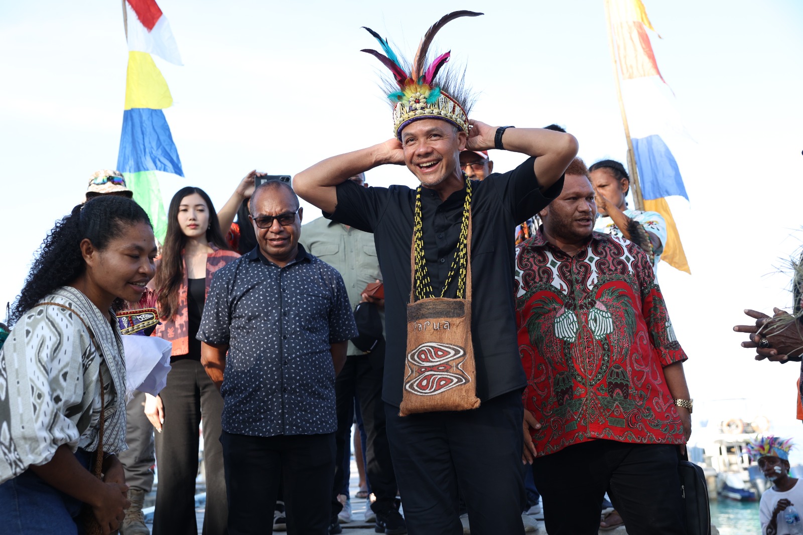 Kunjungi Raja Ampat, Ganjar Pranowo Dapat Julukan Tokoh Pemerhati Orang Papua