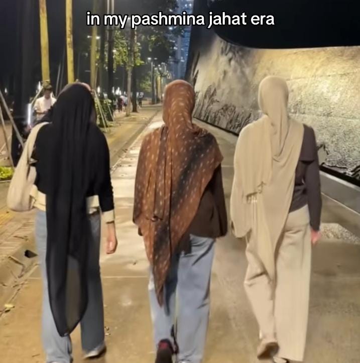 Hijab Kerudung Jahat Viral, Jadi Tren Fashion Gen Z