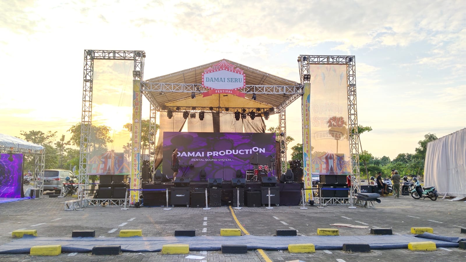 Damai Seru Festival di Gresik, Kolaborasi Komunitas Geliatkan Ekonomi Kreatif