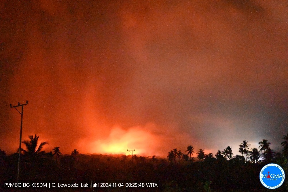 Detik-Detik Gunung Lewotobi Laki-Laki di Flores NTT Meletus, 10 Orang Tewas