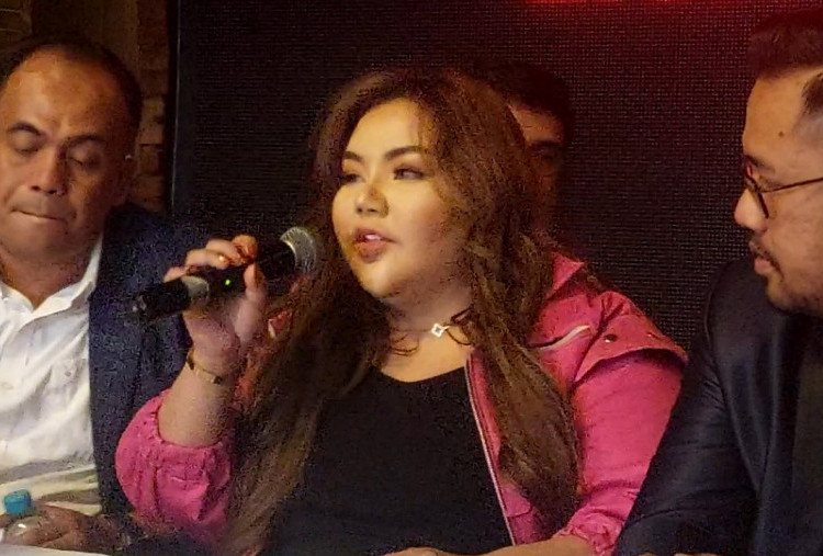 Lisa Mariana Aji Mumpung Cari Cuan Berkat Isu Selingkuhan Ridwan Kamil, Patok Harga 3 Digit 1x Podcast