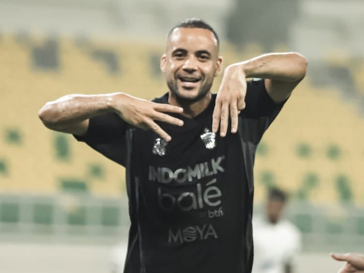 Persita vs PSM 2-1, Penalti Pablo Ganet Menangkan Pendekar Cisadane!