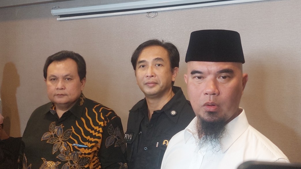 Titiek Puspa Hingga Wafat Belum Dapat Royalti dari LMK, Ahmad Dhani Senggol Ariel NOAH Soal Lagu Kupu-Kupu Malam