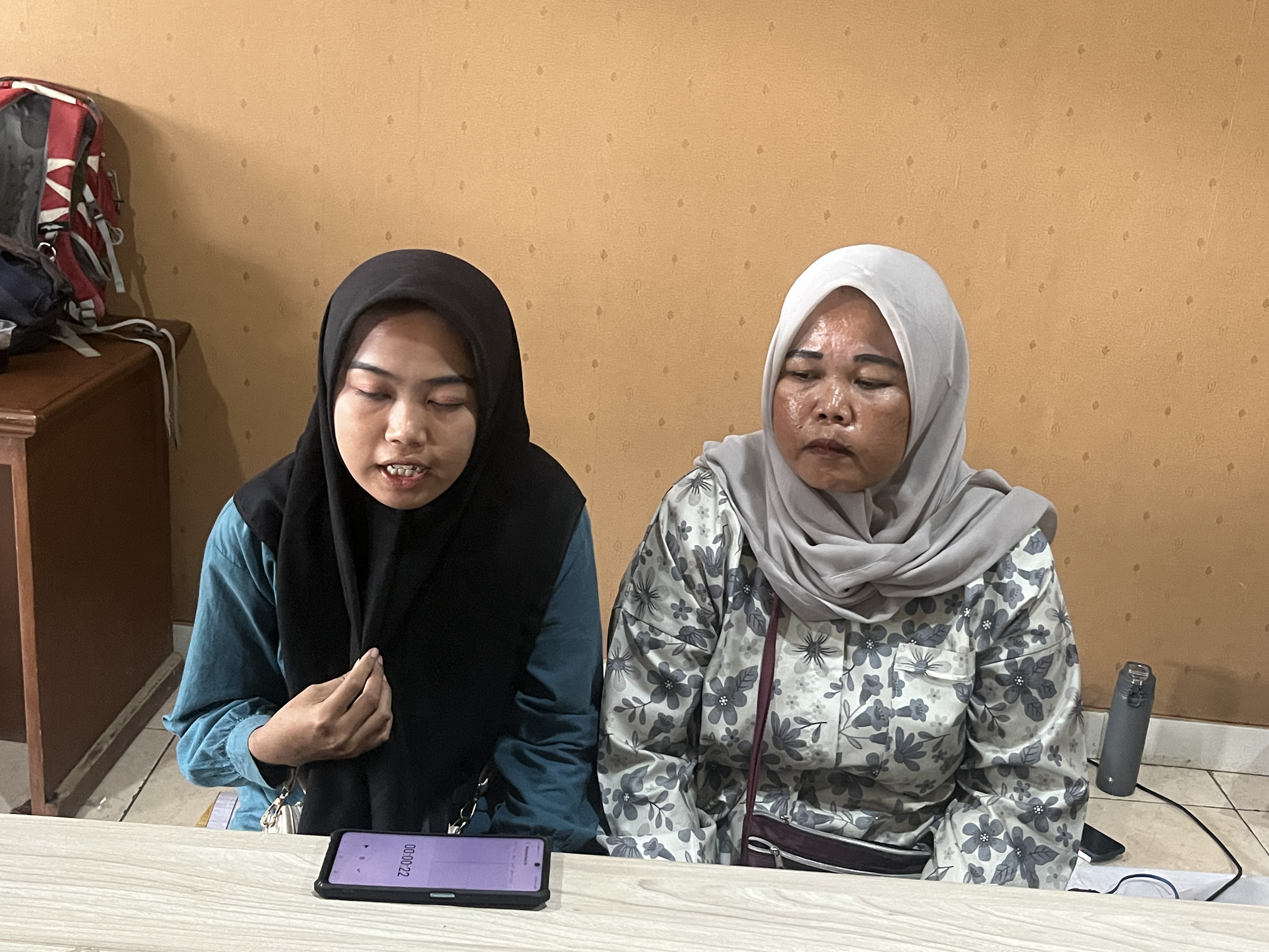 Viral! Gadis Yatim di Bekasi Diperas Rp40 Juta Usai Ribut di Tempat Kerja, Alasannya Uang Damai