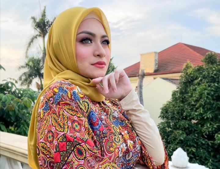 Resmi Layangkan Gugatan Cerai, Sikap Nathalie Holscher di Instagram Jadi Sorotan