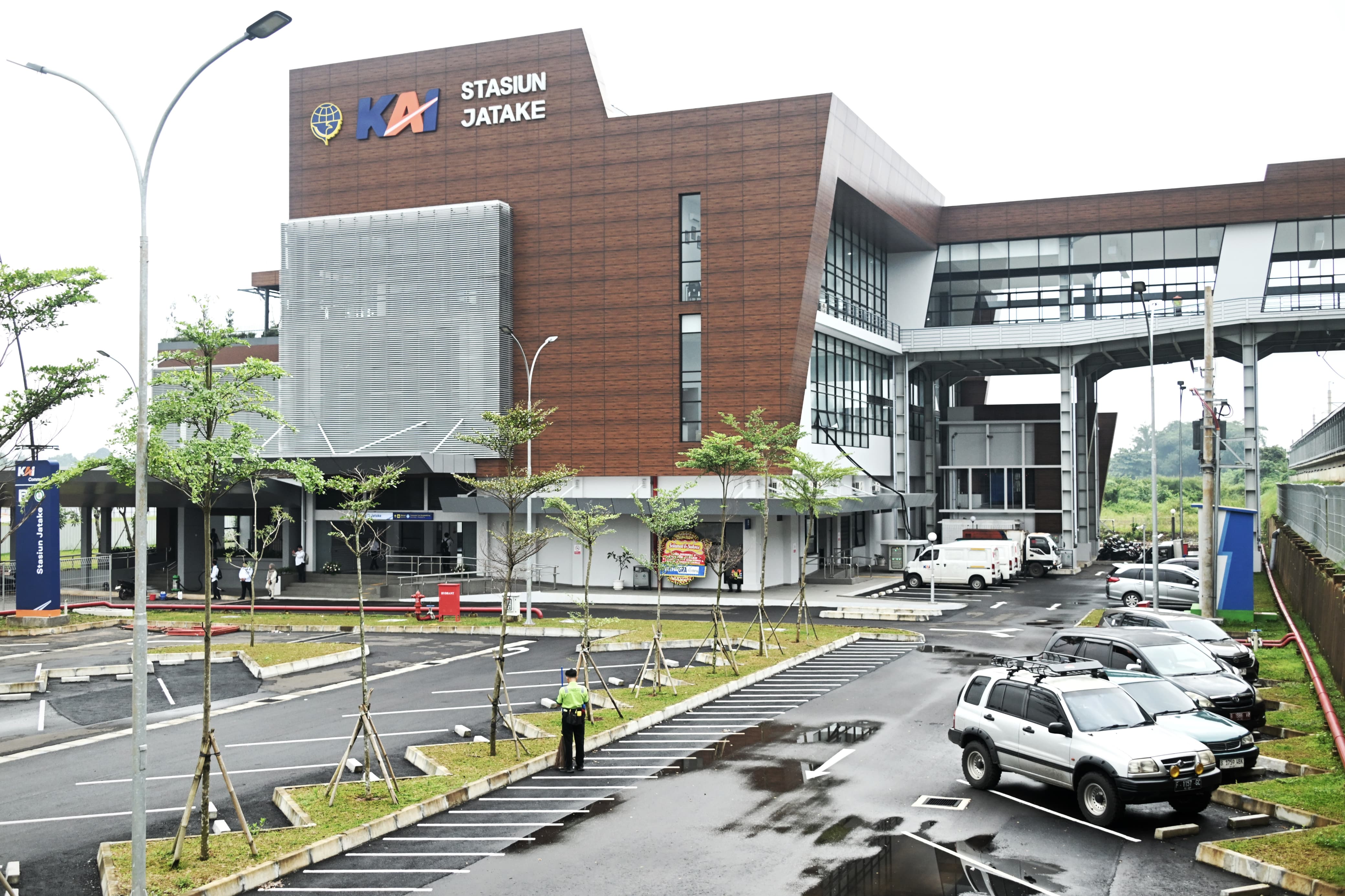 Tanpa Dana APBN, Stasiun Jatake Resmi Beroperasi lewat Skema TOD