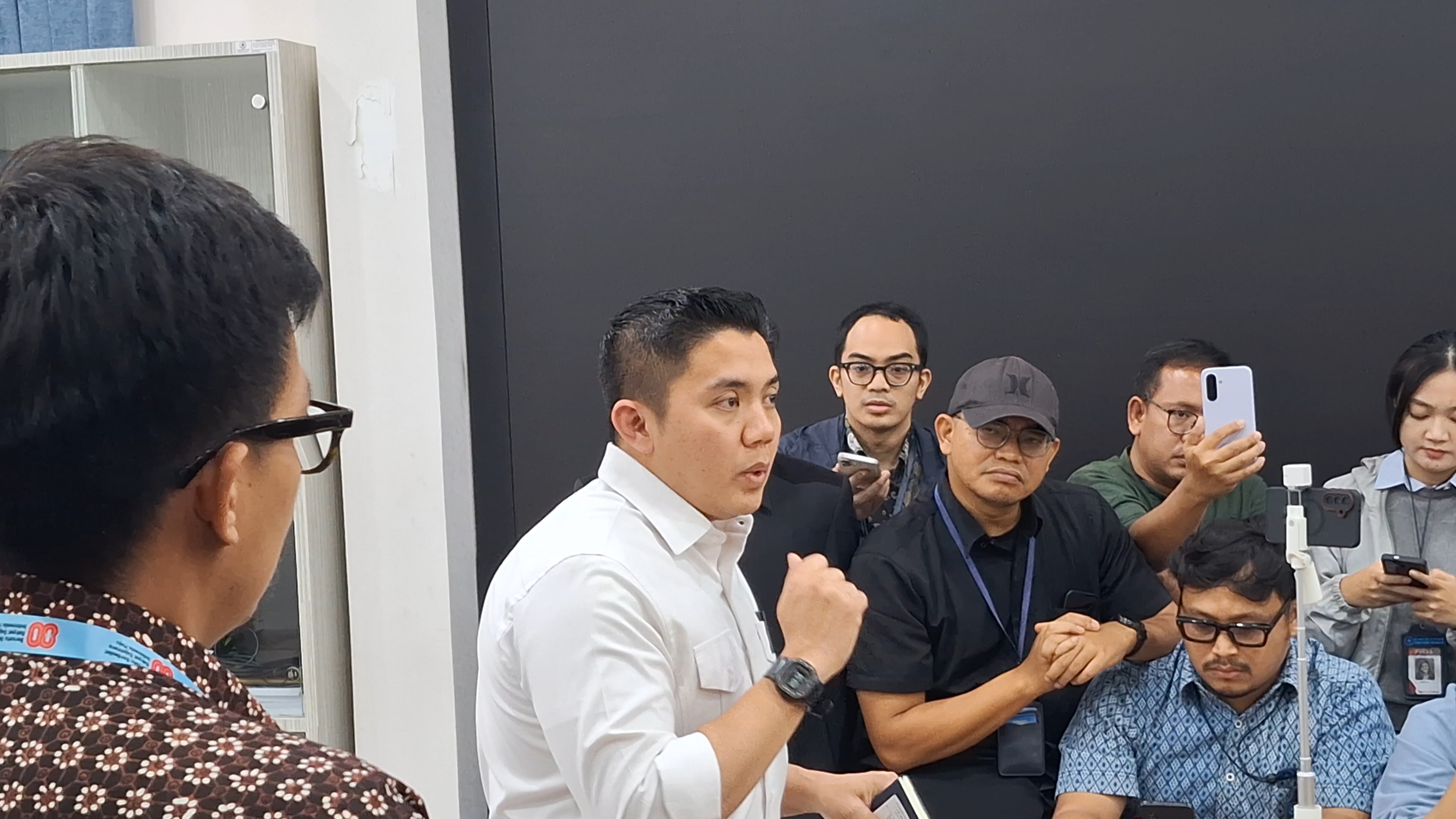 Seskab Teddy: 16 Ribu Sekolah Direnovasi di Era Prabowo Subianto, Habiskan Anggaran Rp17 Triliun