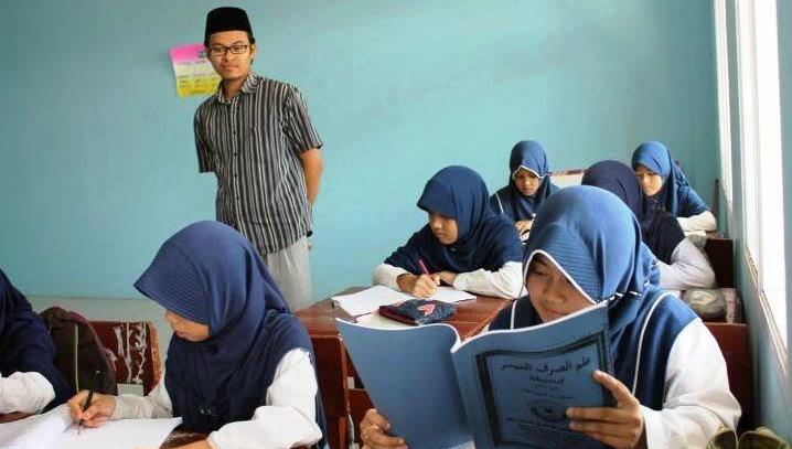 Kriteria Guru Madrasah Non PNS yang Berhak Terima Tunjangan
