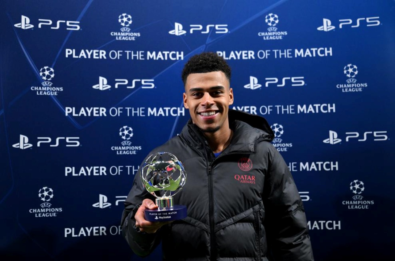 Rating Pemain PSG yang Hajar Barcelona 4-2, Desire Doue MotM!