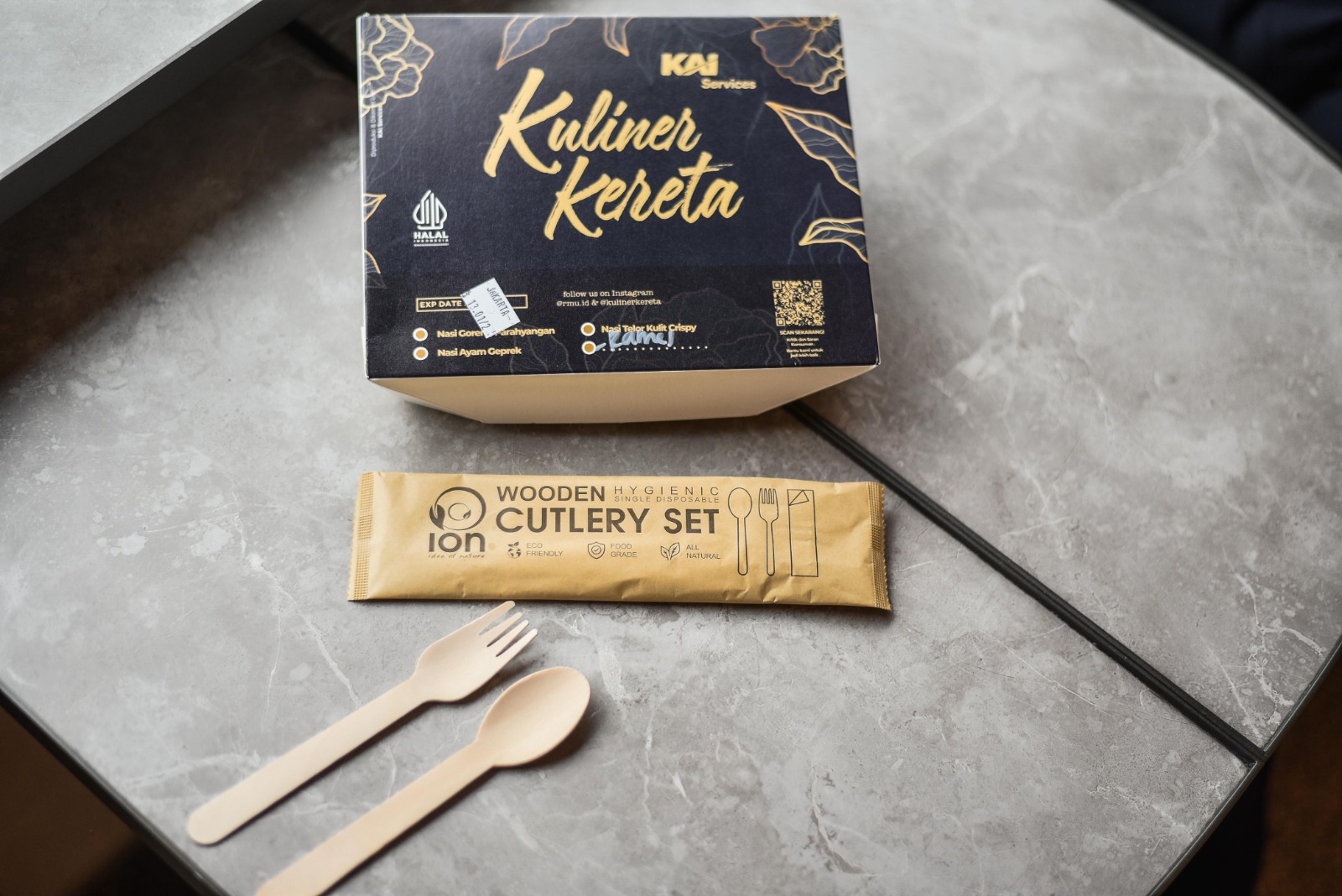 KAI Services Terapkan Wooden Cutlery di Kereta Makan, Dukung Gerakan Ramah Lingkungan