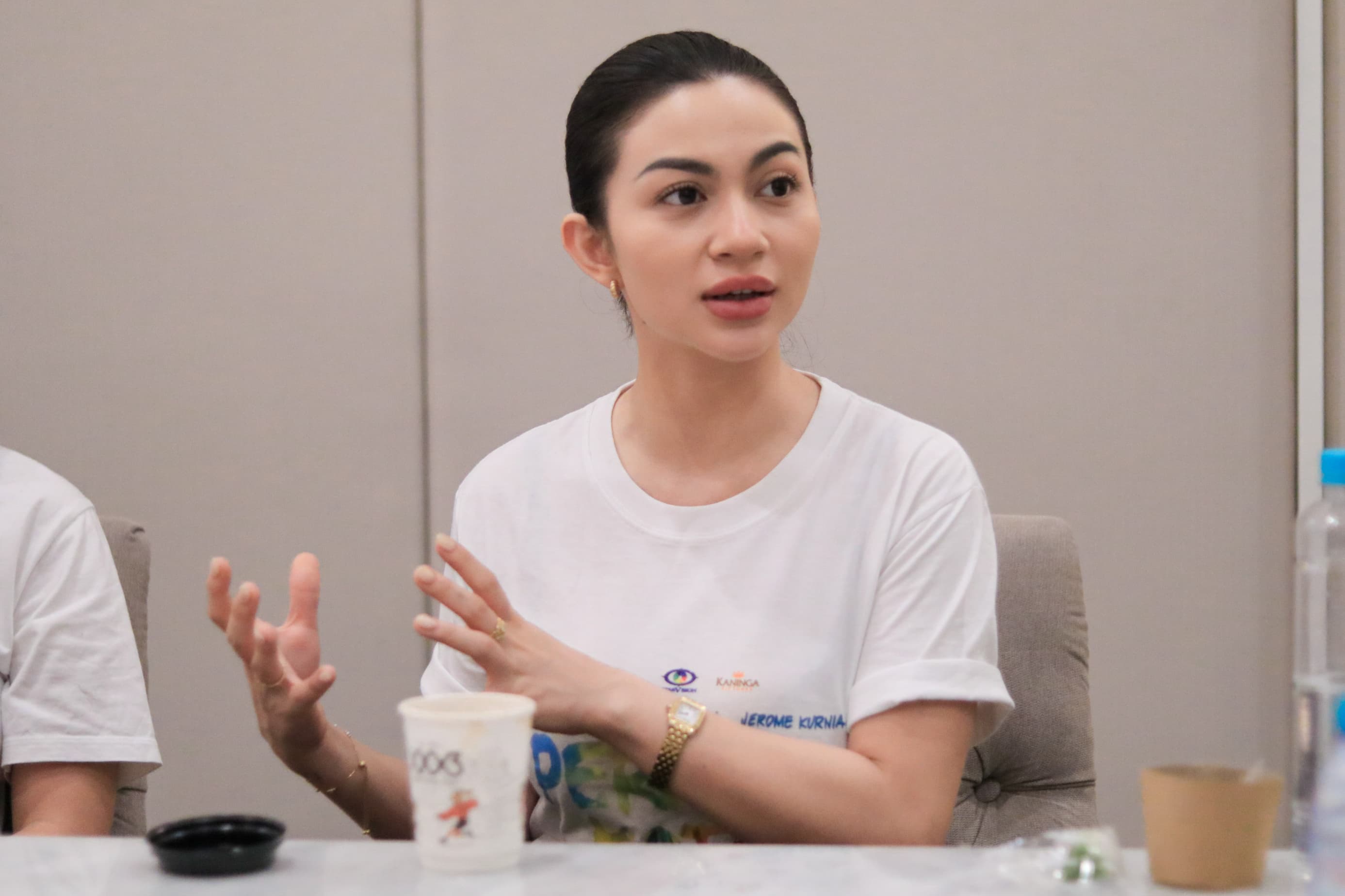 Cheng Yu Pilihan Ariel Tatum Aktris: He Qi Zhi Xiang
