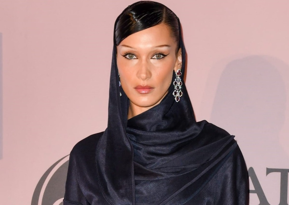 Dukung Palestina, Bella Hadid Dirumorkan Dipecat Dior, Digantikan Model Israel