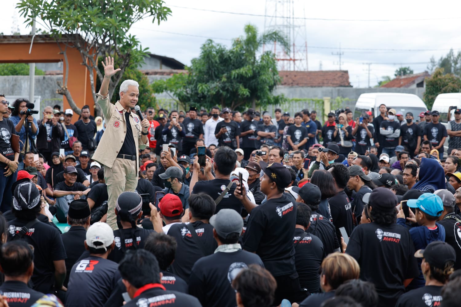 'Hajatan Rakyat' Bersama Ganjar-Mahfud Digelar di Bandung dan Sidoarjo
