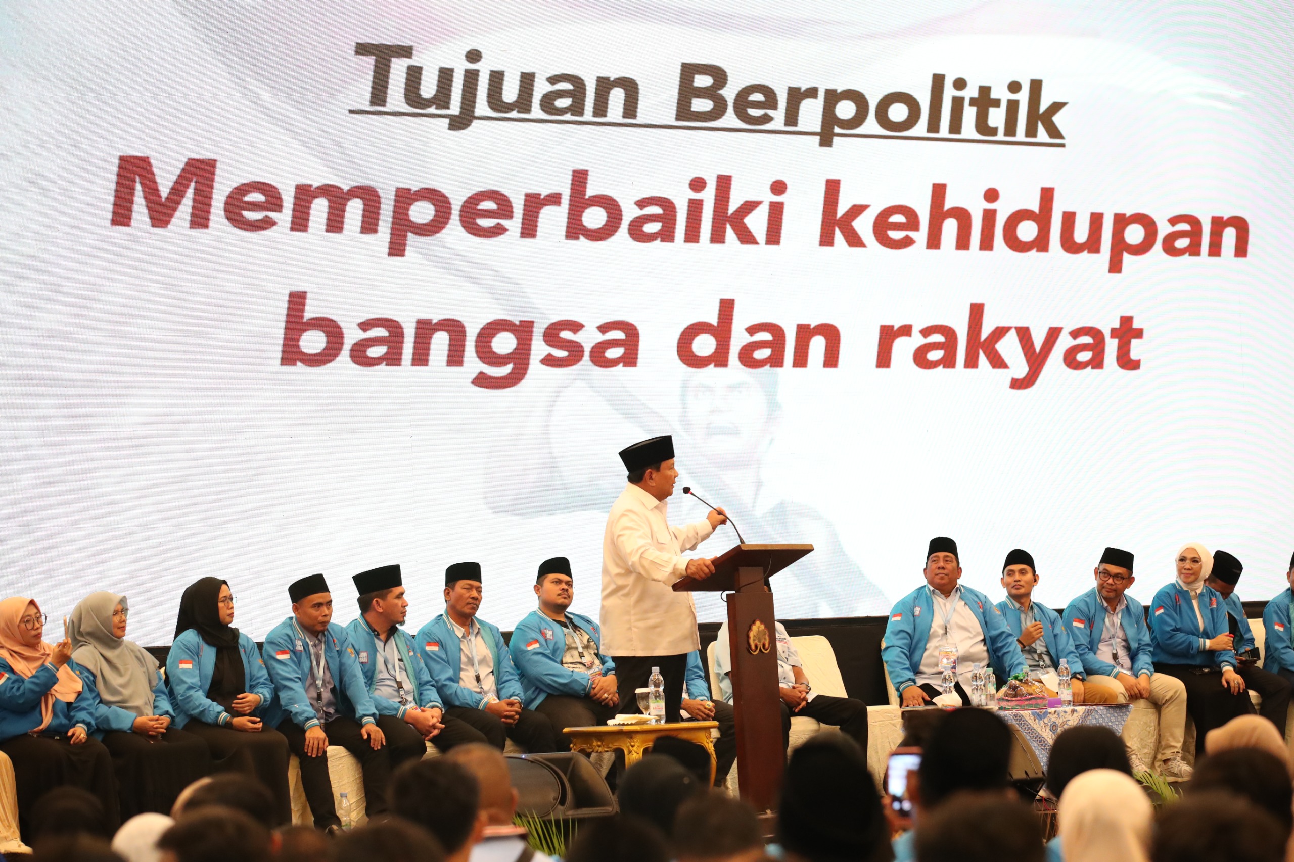 Kolaborasi Prabowo dan Gerakan Muda Islam: Bersihkan 100 Ribu Masjid