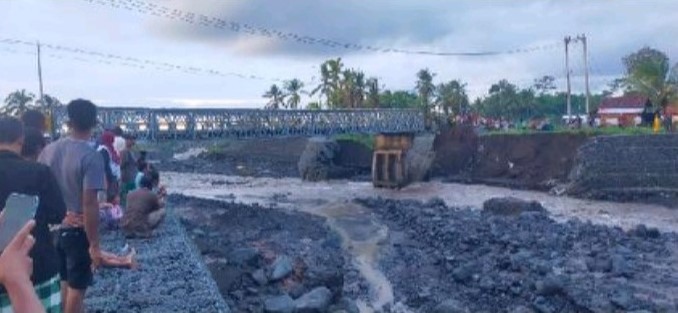 Dua Orang Meninggal Akibat Banjir Lahar Dingin Semeru di Kali Regoyo, Satu Orang Tertimbun Longsor