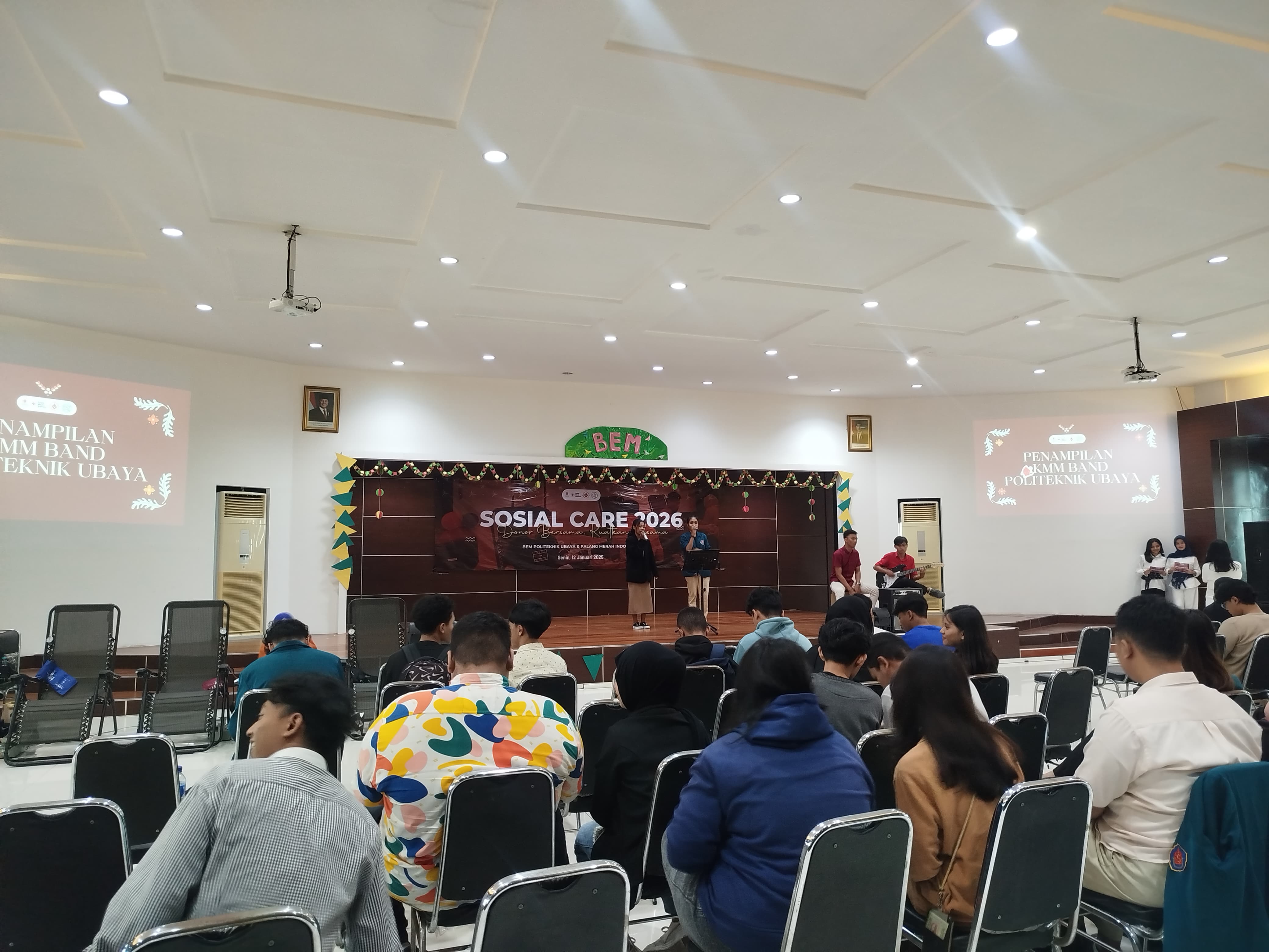 Politeknik Ubaya Gelar Donor Darah di Tengah Krisis Stok Darah O