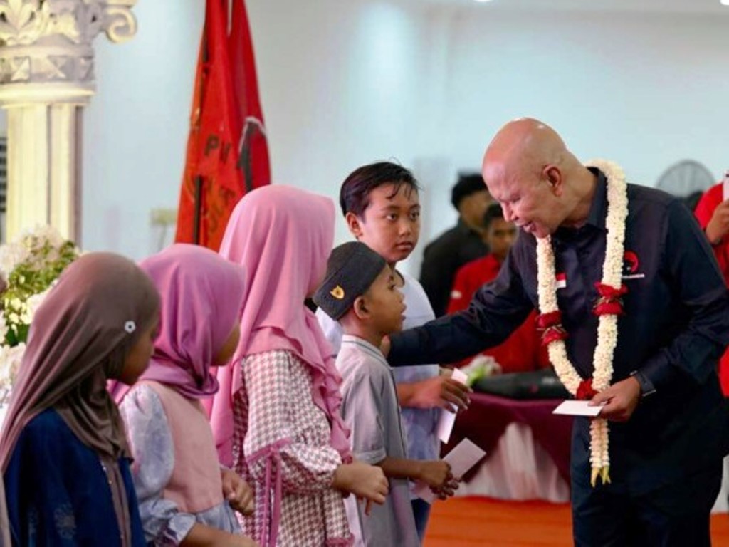 Said Abdullah Ajak Kader PDIP Hidupi Pondok Pesantren dan Rawat Anak Yatim