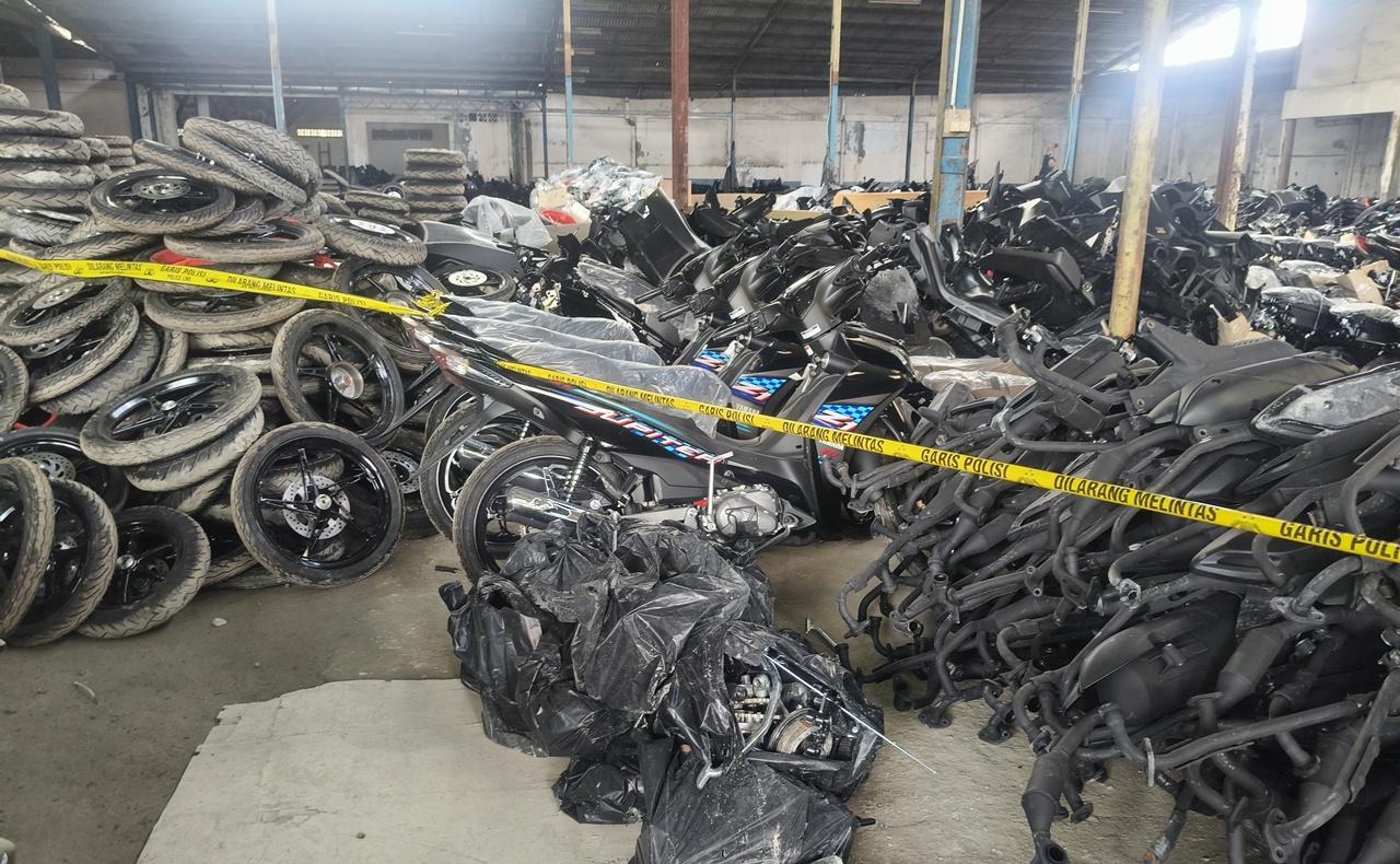 Polisi Grebek Gudang Penadah, 1.494 Motor Diduga Jadi Barang Selundupan Internasional
