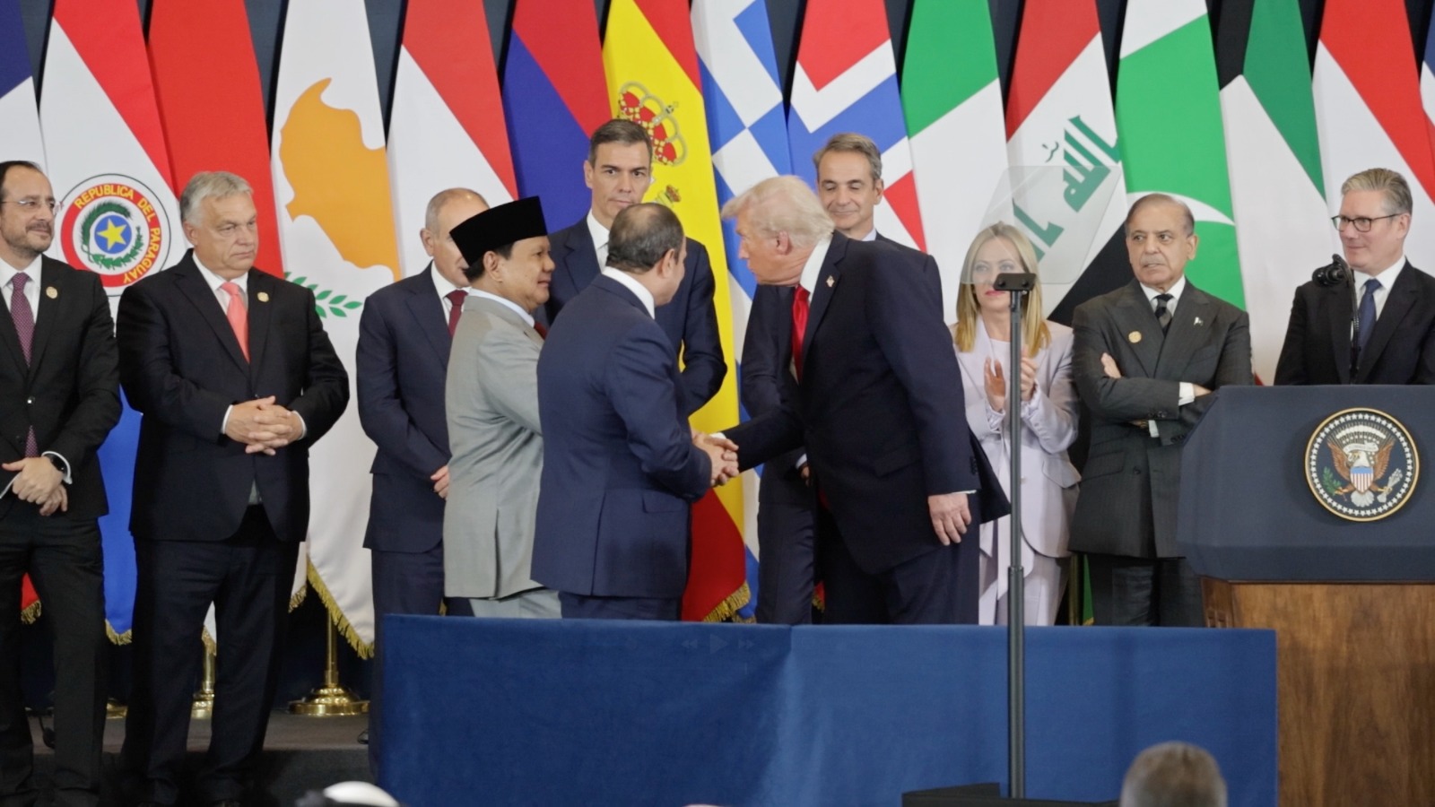 Dipuji Trump di KTT Perdamaian Gaza, Prabowo Dapat Standing Ovation Pemimpin Dunia