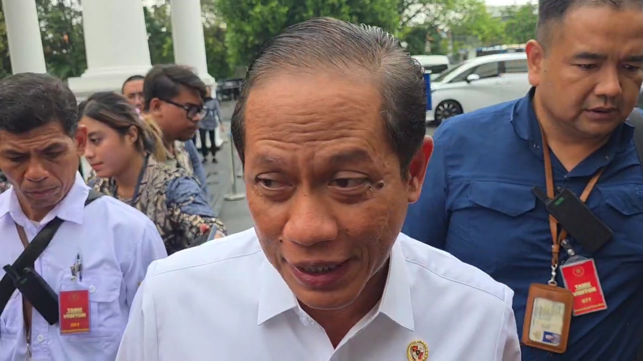 Menteri LH Bakal Usut Potensi Pelanggaran Tambang Nikel di Daerah Lain Selain di Raja Ampat