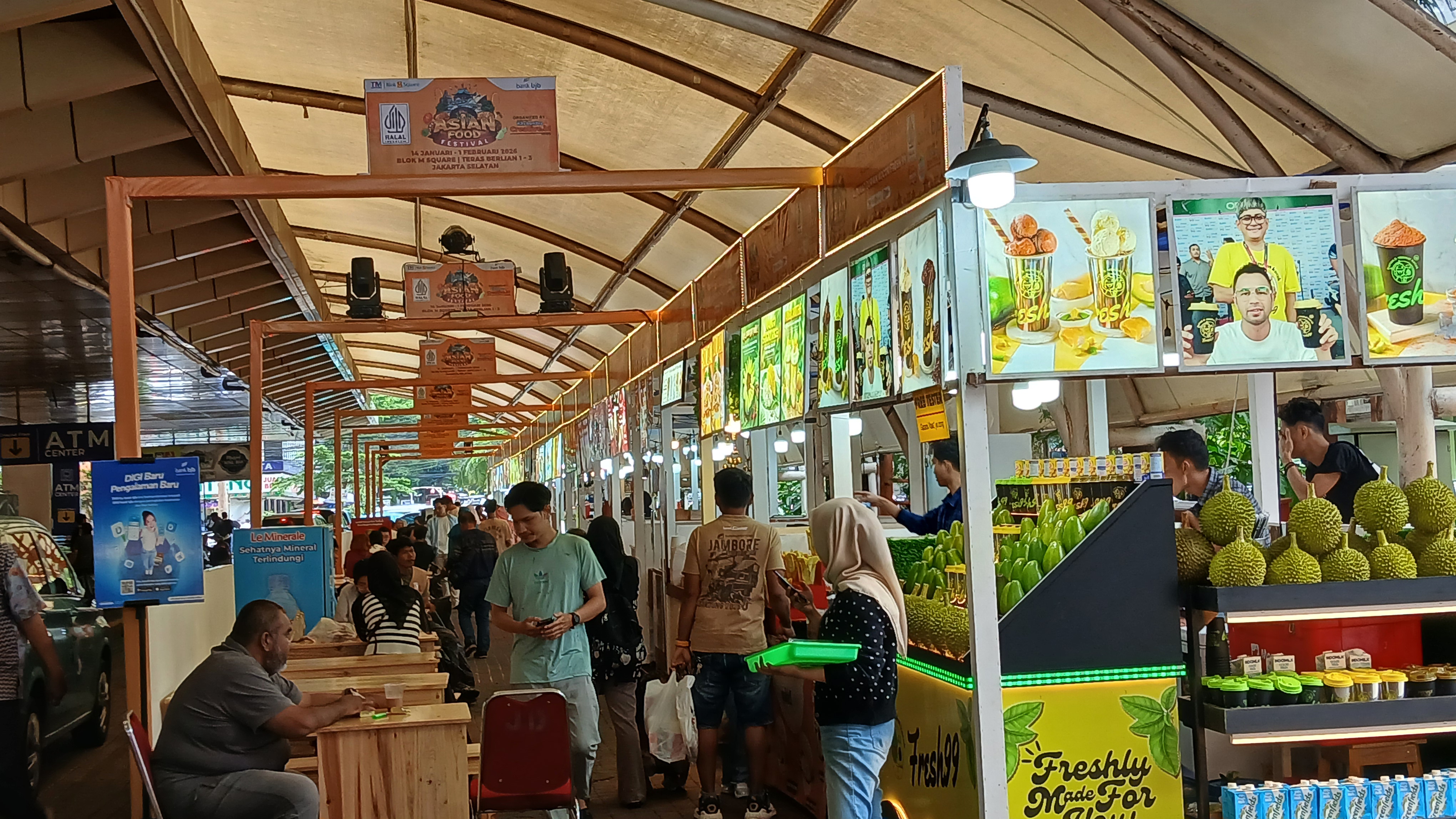 LONG Week End Seru di Blok M, Cobain Kuliner Unik di Asian Food Festival! 