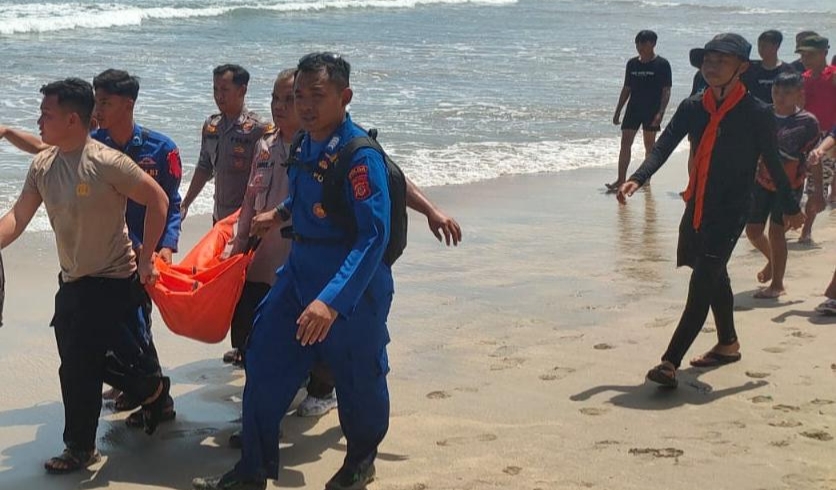 Tragis! Libur Lebaran, Wisatawan Cilik Usia 11 Tahun Tewas Tenggelam di Pantai Sayang Heulang
