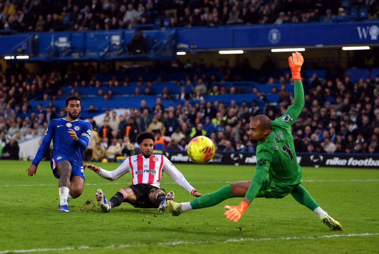 Rating Pemain Chelsea yang Menang Lawan Brentford 2-0, Robert Sanchez Keren!