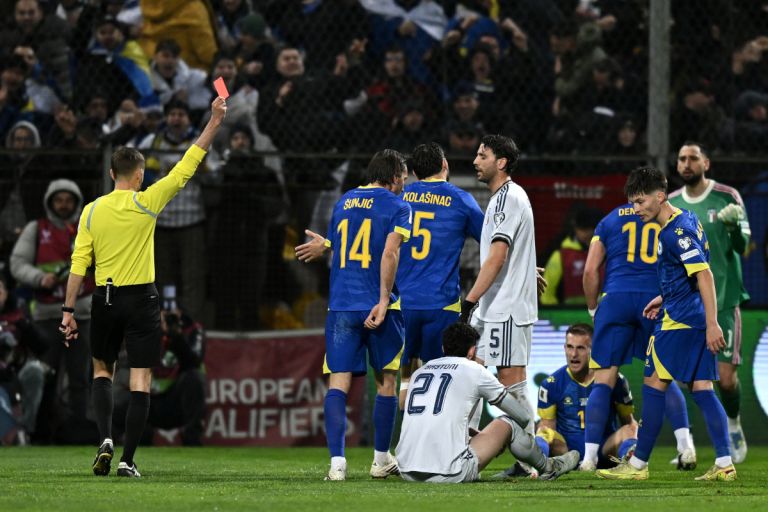 Rating Pemain Italia Usai Disingkirkan Bosnia dan Herzegovina: Bastoni Paling Rendah