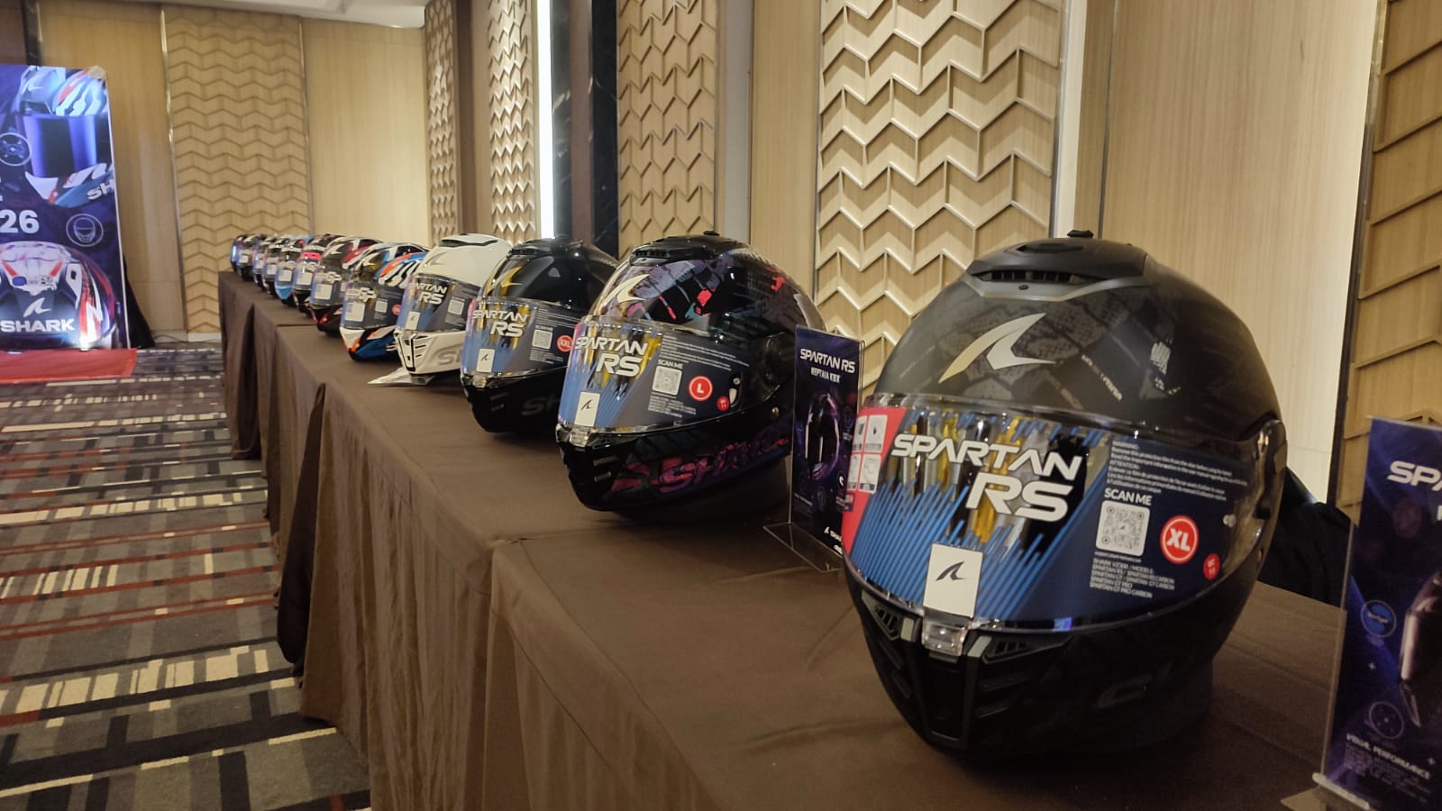 Shark Helmet Hadirkan 11 Grafis Baru di 2026, Ada Grafis Johann Zarco juga Raul Fernandez