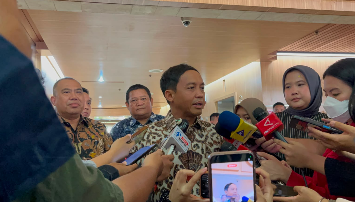 Klaim Raja Juli: Tak Ada Sejengkal Hutan pun di Kuansing yang Saya Lepas!