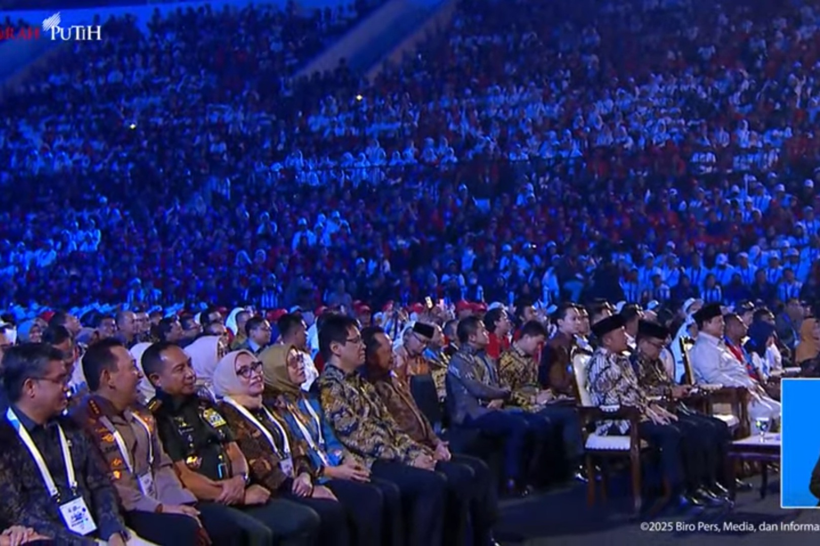 Pak Purbaya Banyak Fans! Banjir Tepuk Tangan di Hari Guru Nasional, Saingan Sama Seskab Teddy