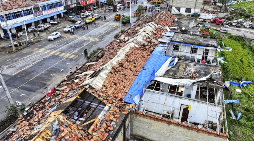 Tornado Hancurkan Kota Suqian di Tiongkok, 10 Orang Tewas!
