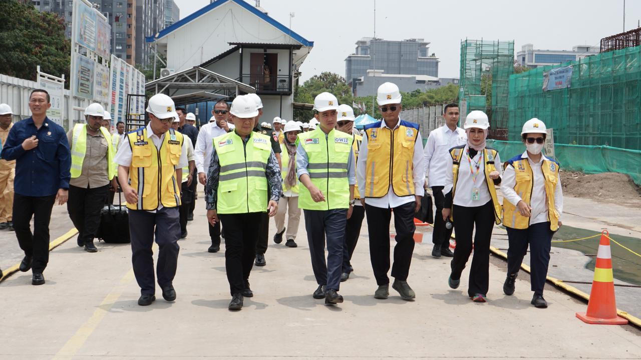 Wapres Gibran Tinjau Proyek JSDP WIKA, Tekankan Rampung Tepat Waktu dan Berualitas Terbaik