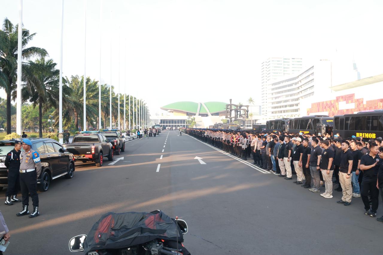 Ribuan Buruh Tani Mulai Geruduk DPR, Lalu Lintas Area Cawang Hingga Slipi Dialihkan