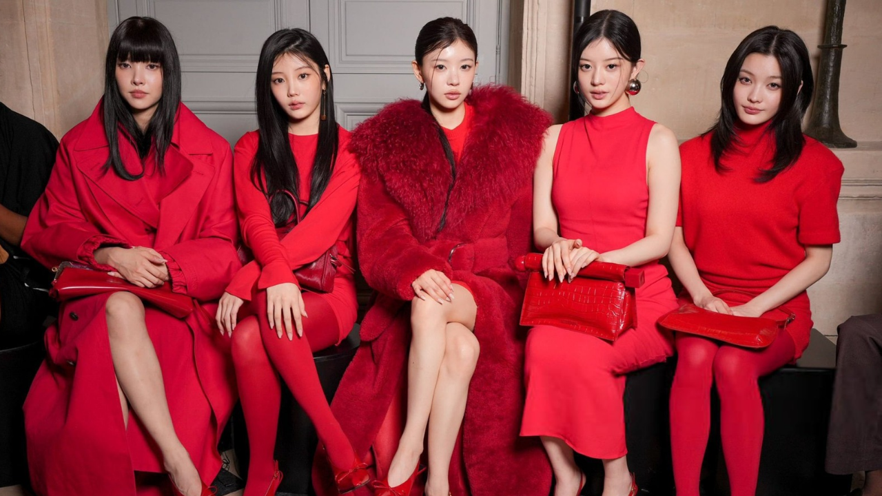 Gaya ILLIT di Jacquemus Paris Fashion Week 2026, Serba Merah!