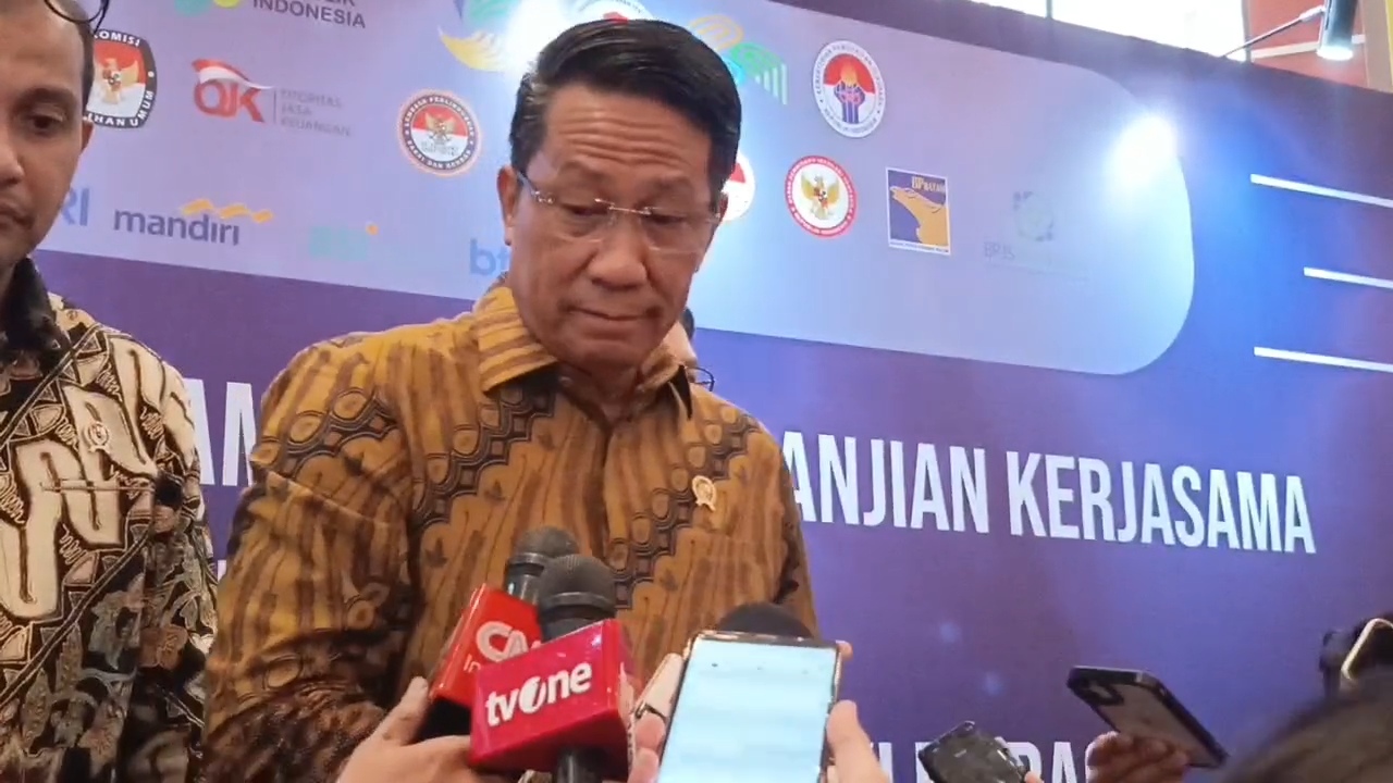 Menkum Supratman Sebut Ekstradisi Paulus Tannos Bisa Dilaksanakan Sehari Dua Hari